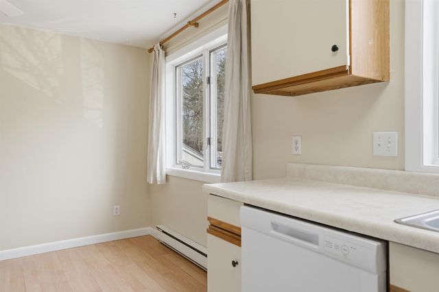 23 Old Stage Coach Rd Apt 8, Epping, NH 03042