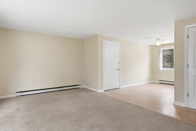 23 Old Stage Coach Rd Apt 8, Epping, NH 03042