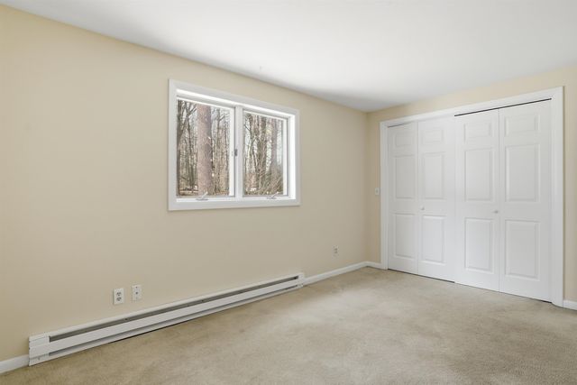 23 Old Stage Coach Rd Apt 8, Epping, NH 03042