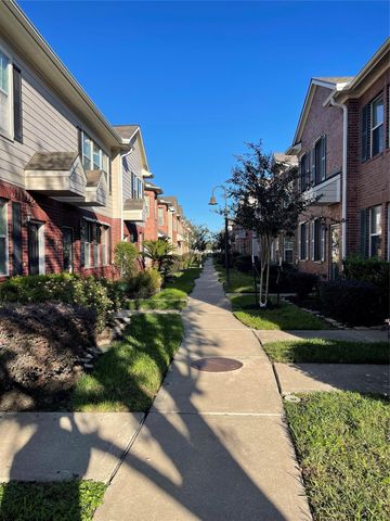 1901 Kemah Village Drive, Kemah, TX 77565