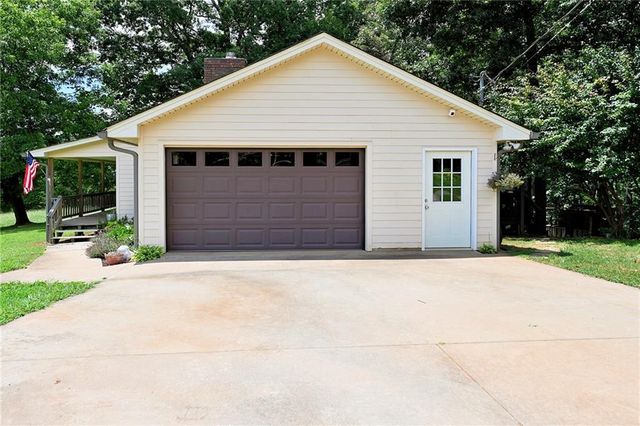 6518 Payne Road, Murrayville, GA 30564