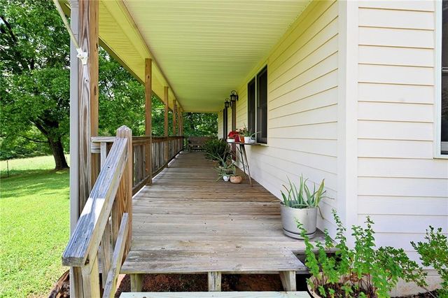 6518 Payne Road, Murrayville, GA 30564