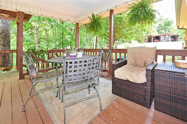6518 Payne Road, Murrayville, GA 30564