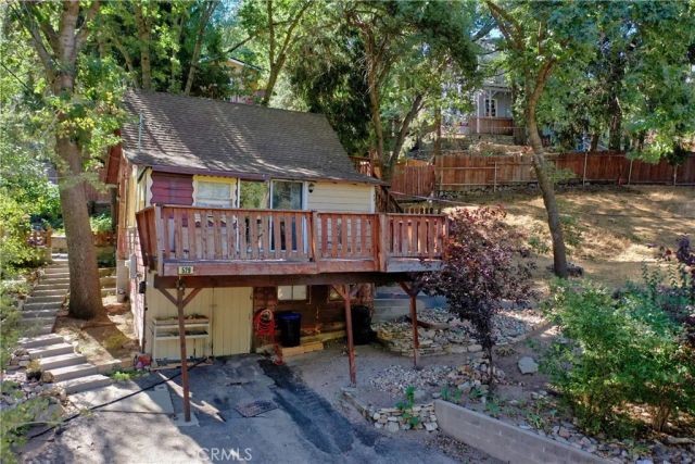 529 Pyramid Drive, Crestline, CA 92325