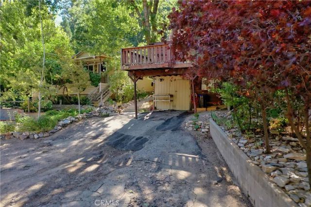 529 Pyramid Drive, Crestline, CA 92325