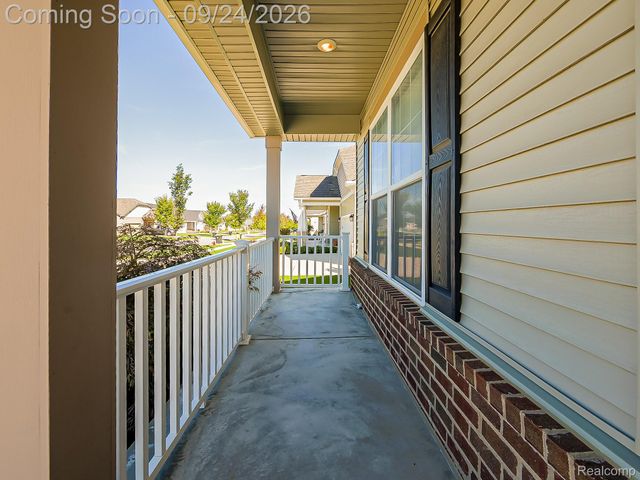 171 Coppice Way, White Lake Charter Township, MI 48386