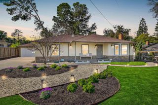 2481 Casa Way, Walnut Creek, CA 94597
