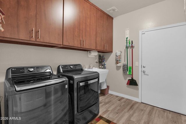 28203 N WELTON Place, San Tan Valley, AZ 85143