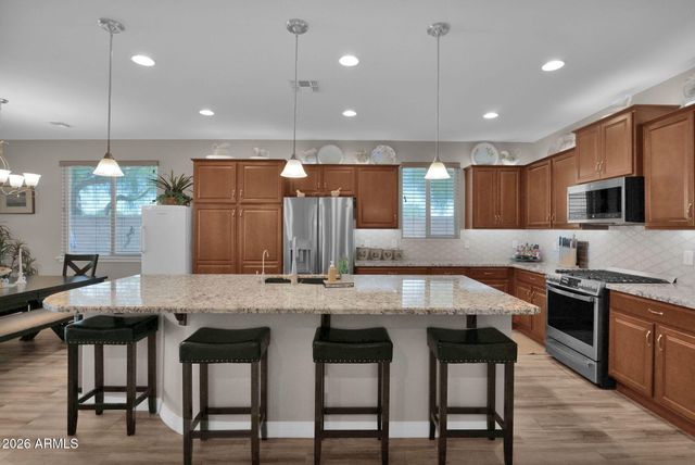 28203 N WELTON Place, San Tan Valley, AZ 85143