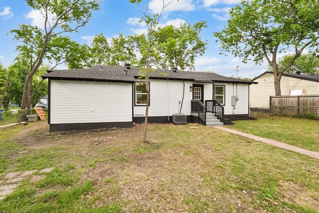 2114 Tisinger Avenue, Dallas, TX 75228