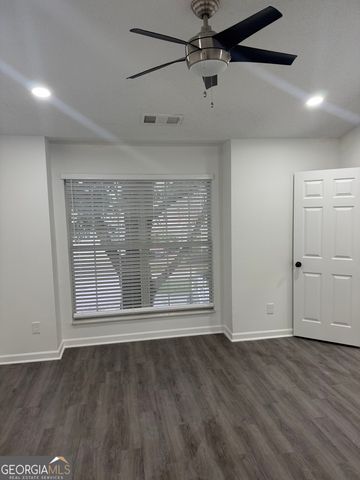 2860 Parkway Close, Lithonia, GA 30058