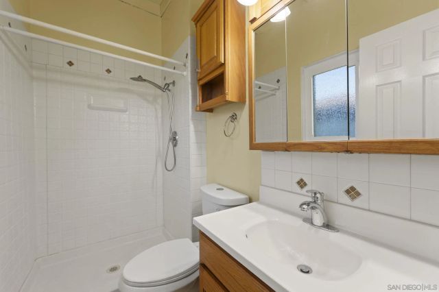 7514 Deville Dr, San Diego, CA 92114