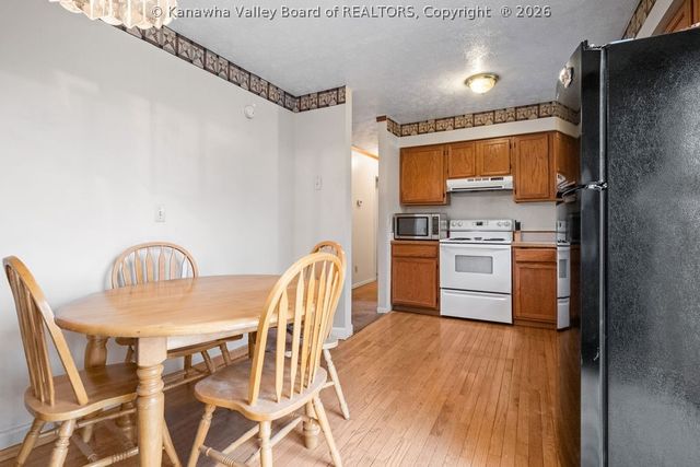 109 Woodside Terrace, Hurricane, WV 25526