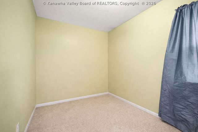 109 Woodside Terrace, Hurricane, WV 25526