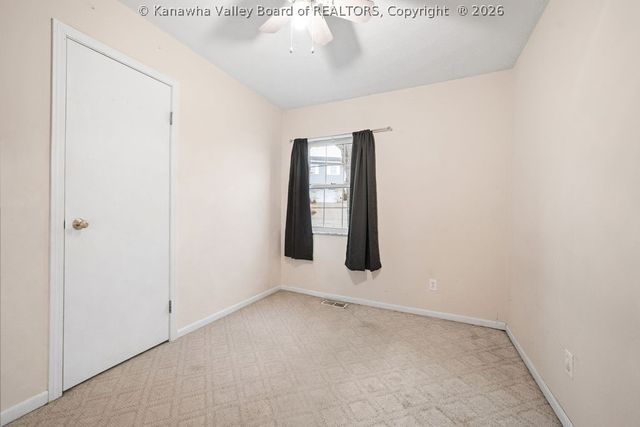 109 Woodside Terrace, Hurricane, WV 25526