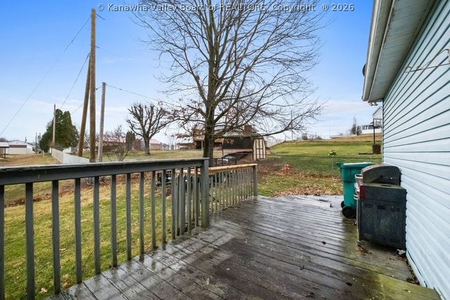 109 Woodside Terrace, Hurricane, WV 25526