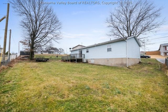 109 Woodside Terrace, Hurricane, WV 25526