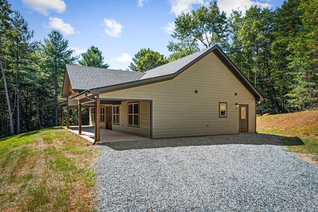 23 Big Pine Drive, Young Harris, GA 30582