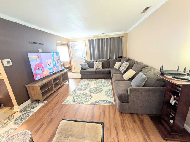 4035 Fitzjames Walk, Oak Lawn, IL 60453