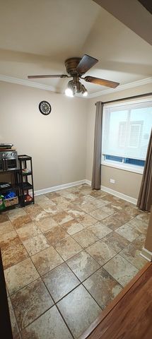 4035 Fitzjames Walk, Oak Lawn, IL 60453