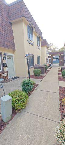 4035 Fitzjames Walk, Oak Lawn, IL 60453