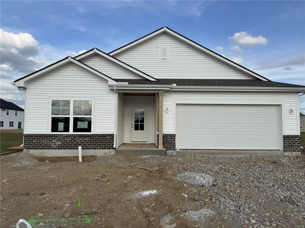 1308 Plunkett Way, New Carlisle, OH 45344