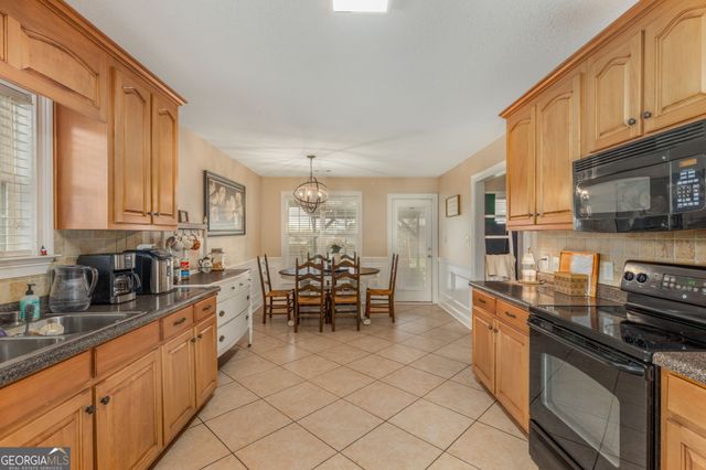 105 Galloway Street, Kathleen, GA 31047