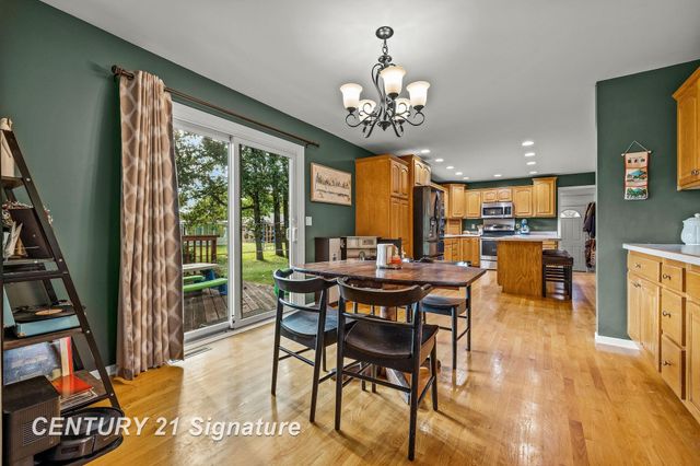 2870 E Nottingham Drive, Saginaw Twp, MI 48603
