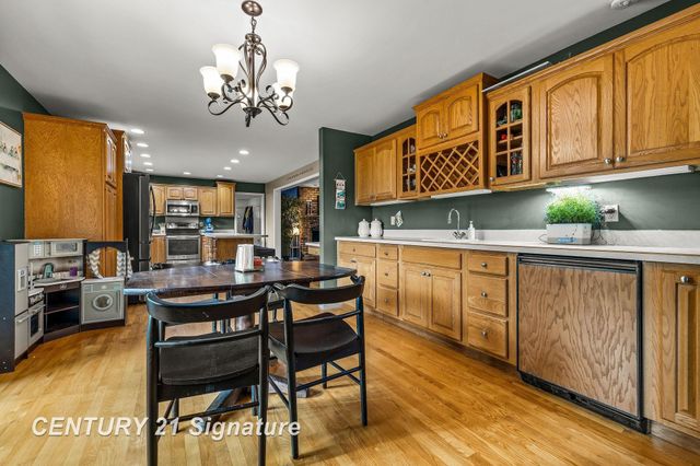 2870 E Nottingham Drive, Saginaw Twp, MI 48603