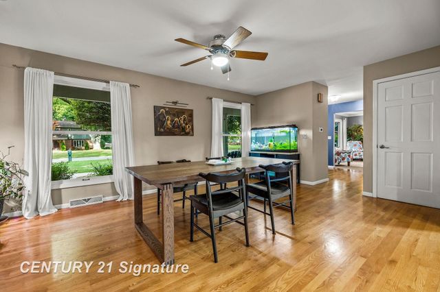 2870 E Nottingham Drive, Saginaw Twp, MI 48603