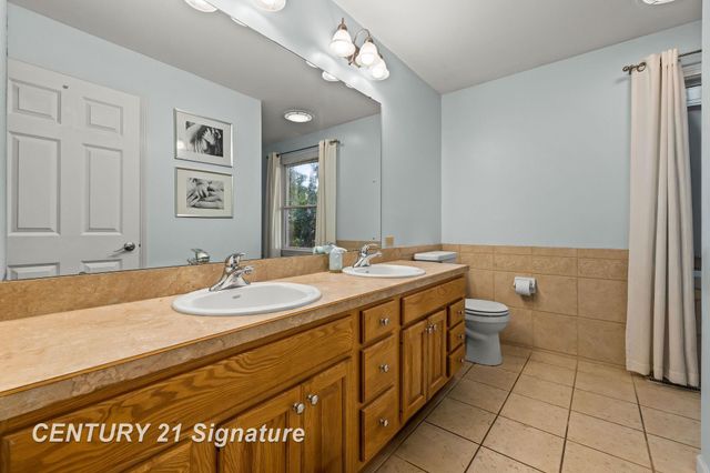 2870 E Nottingham Drive, Saginaw Twp, MI 48603