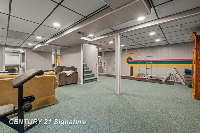 2870 E Nottingham Drive, Saginaw Twp, MI 48603