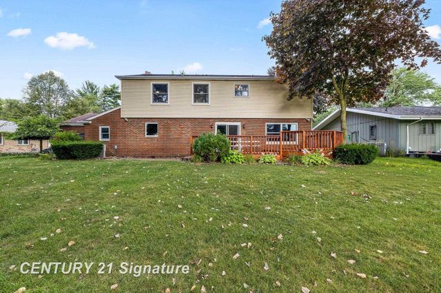 2870 E Nottingham Drive, Saginaw Twp, MI 48603