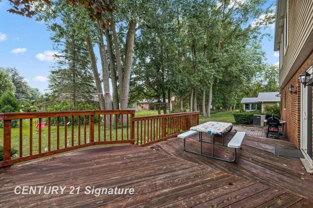 2870 E Nottingham Drive, Saginaw Twp, MI 48603