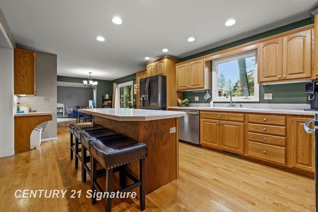 2870 E Nottingham Drive, Saginaw Twp, MI 48603