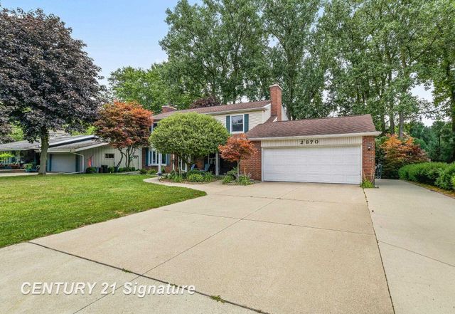 2870 E Nottingham Drive, Saginaw Twp, MI 48603