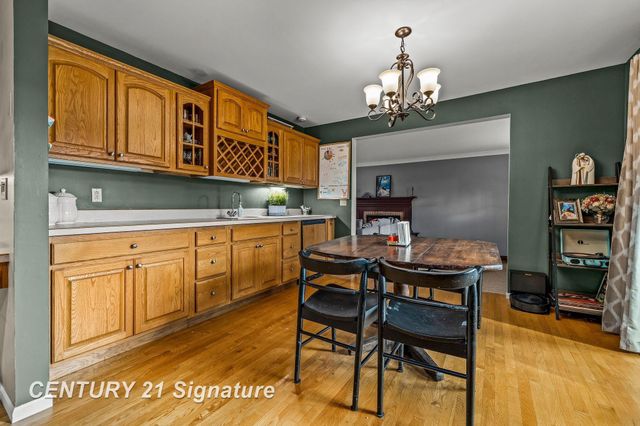 2870 E Nottingham Drive, Saginaw Twp, MI 48603