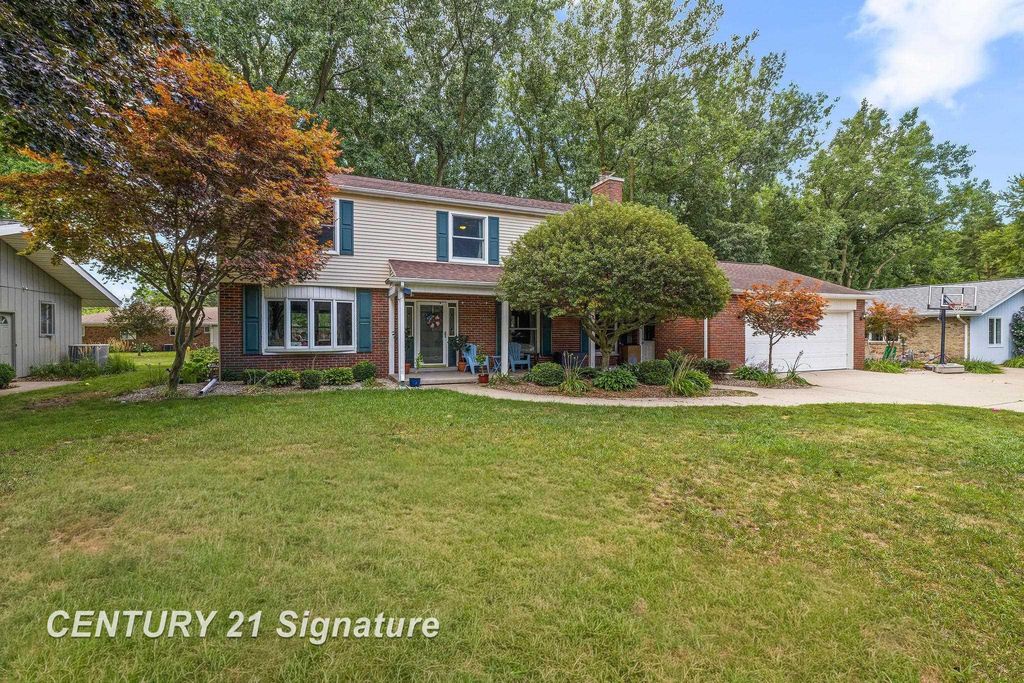 2870 E Nottingham Drive, Saginaw Twp, MI 48603