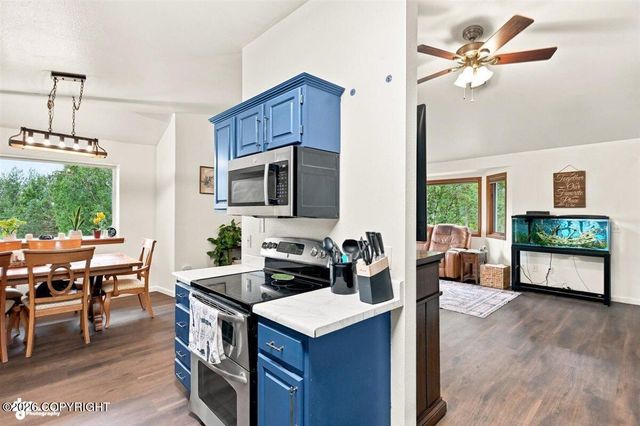 3891 N Engstrom Road, Wasilla, AK 99654