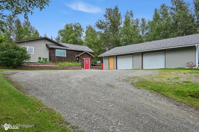 3891 N Engstrom Road, Wasilla, AK 99654
