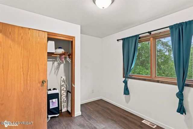 3891 N Engstrom Road, Wasilla, AK 99654