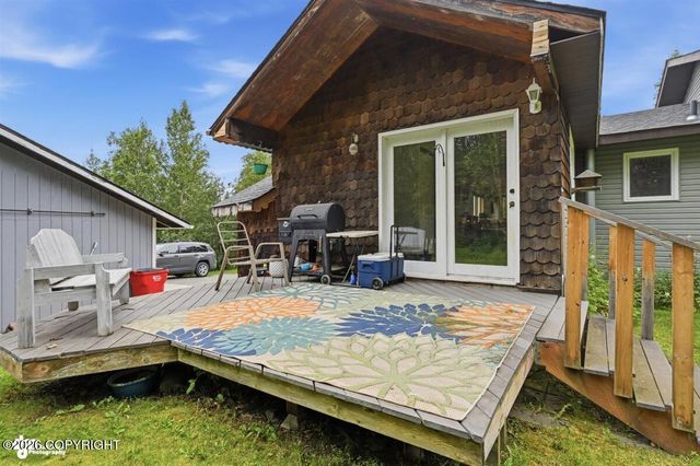 3891 N Engstrom Road, Wasilla, AK 99654