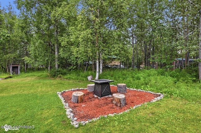 3891 N Engstrom Road, Wasilla, AK 99654