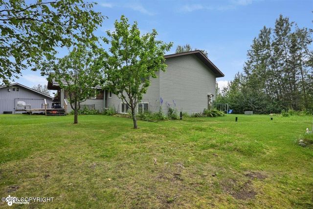 3891 N Engstrom Road, Wasilla, AK 99654