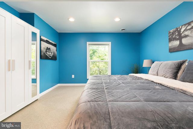 106 ATLANTIS LN, Lake Frederick, VA 22630