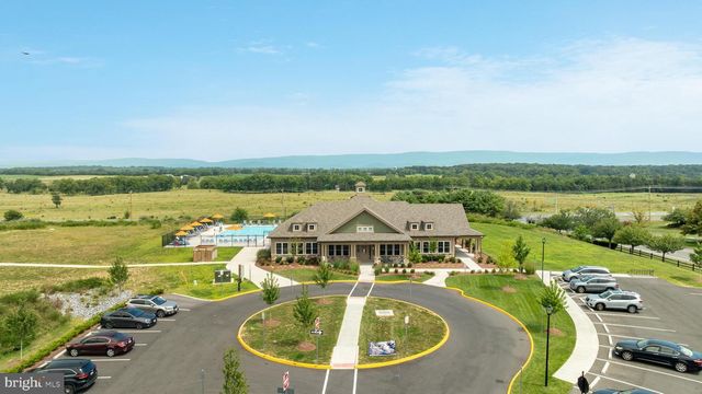 106 ATLANTIS LN, Lake Frederick, VA 22630