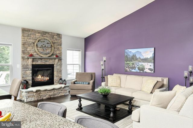 106 ATLANTIS LN, Lake Frederick, VA 22630