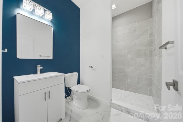 28 Central Avenue, Granite Falls, NC 28630