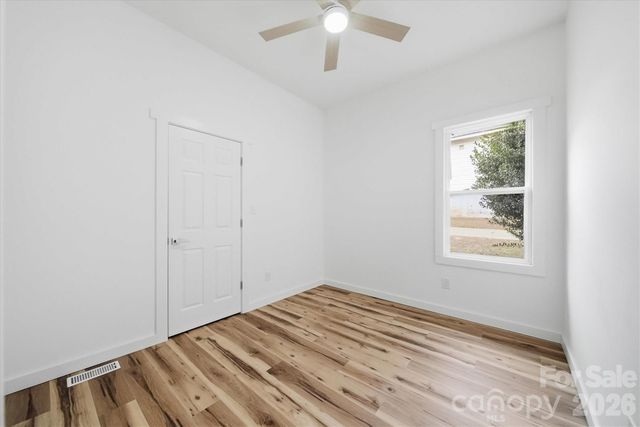 28 Central Avenue, Granite Falls, NC 28630