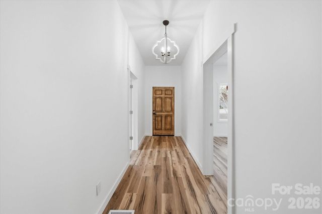 28 Central Avenue, Granite Falls, NC 28630